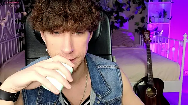 mark caron online show from November 2025 03:39:01 PM