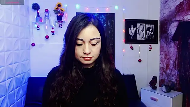 Eva Roussell online show from December 2025 02:33:01 PM