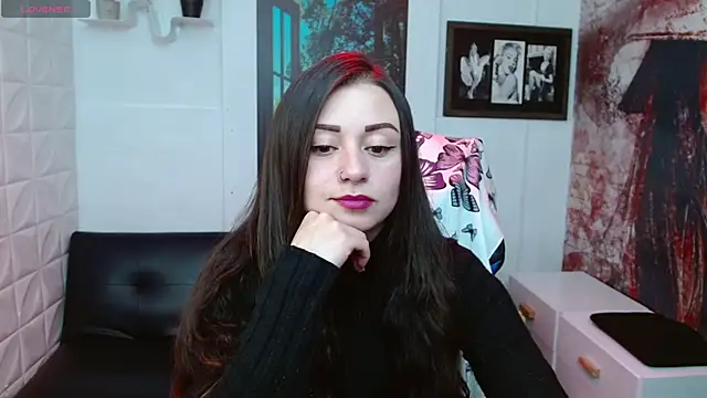 Snapshot of Eva_Roussell chatting on February 2026 02:39:01 PM Eva Roussell online show from February 2026 02:39:01 PM