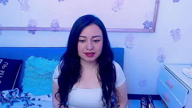 Snapshot of Eva_Roussell chatting on September 2025 02:07:02 PM Eva Roussell online show from September 2025 02:07:02 PM