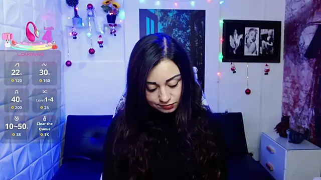 Snapshot of Eva_Roussell chatting on December 2025 02:44:01 PM Eva Roussell online show from December 2025 02:44:01 PM