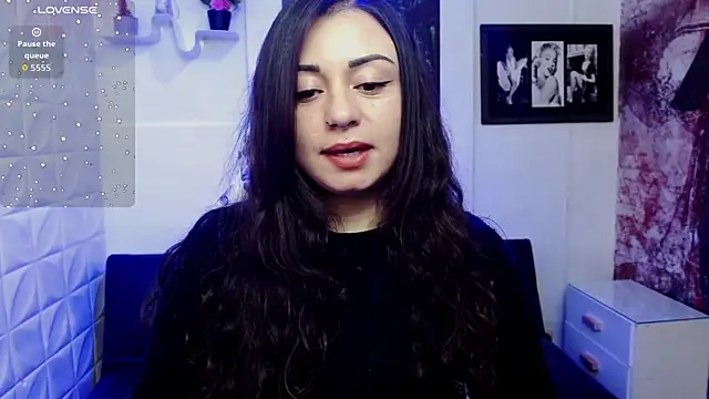 Eva Roussell online show from October 2025 02:38:02 PM