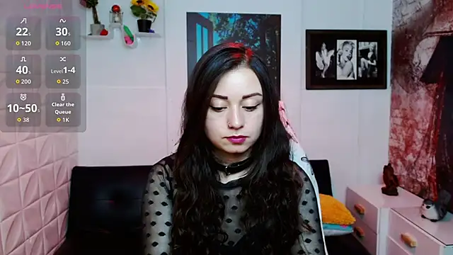 Snapshot of Eva_Roussell chatting on February 2026 05:54:01 PM Eva Roussell online show from February 2026 05:54:01 PM