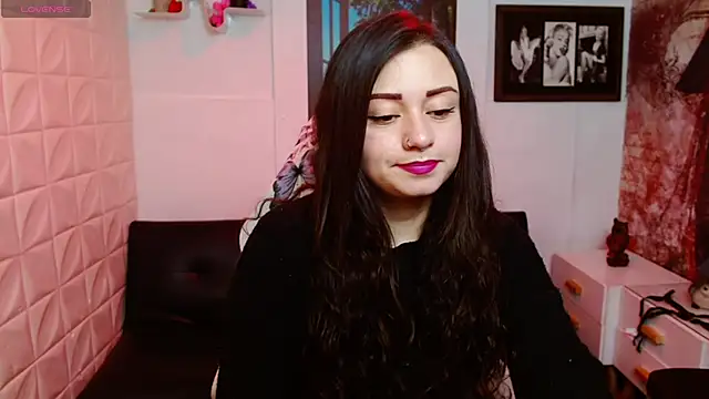 Snapshot of Eva_Roussell chatting on February 2026 04:38:01 PM Eva Roussell online show from February 2026 04:38:01 PM