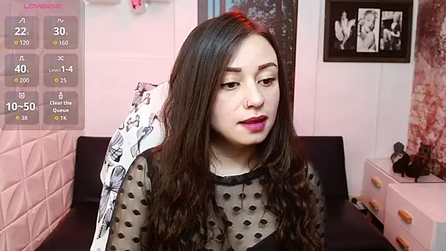 Snapshot of Eva_Roussell chatting on February 2026 02:28:01 PM Eva Roussell online show from February 2026 02:28:01 PM