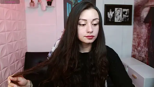 Eva Roussell online show from March 2026 02:44:01 PM