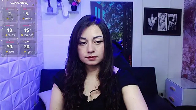 Eva Roussell online show from November 2025 04:44:02 PM