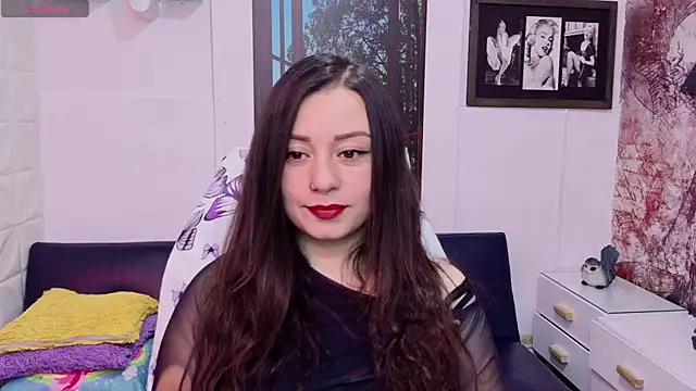 Snapshot of Eva_Roussell chatting on May 2026 03:11:02 PM Eva Roussell online show from May 2026 03:11:02 PM