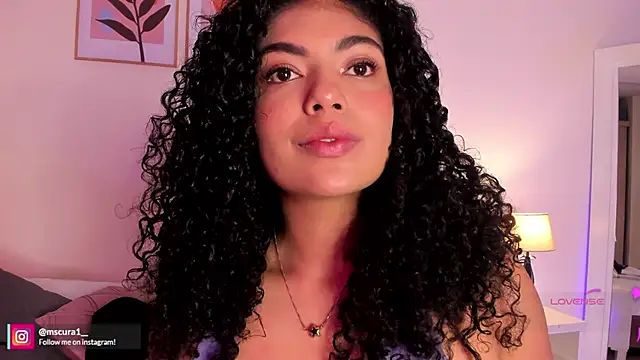 Snapshot of miss_curazao chatting on June 2026 12:06:01 PM miss curazao online show from June 2026 12:06:01 PM