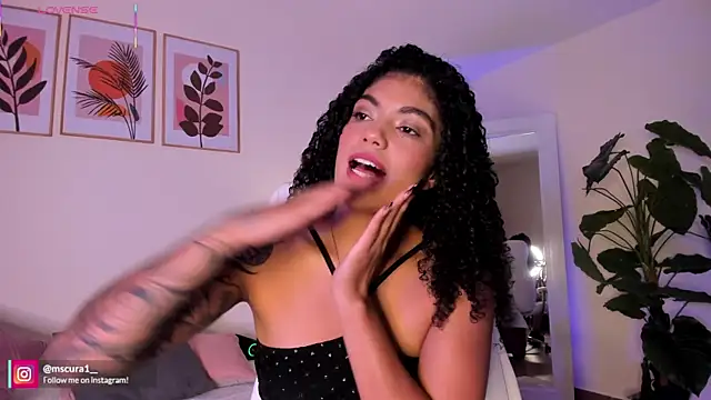 Snapshot of miss_curazao chatting on June 2026 01:16:01 PM miss curazao online show from June 2026 01:16:01 PM
