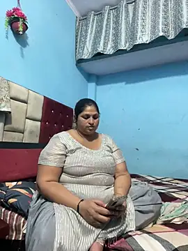 hotymarry online show from June 2026 09:09:01 AM