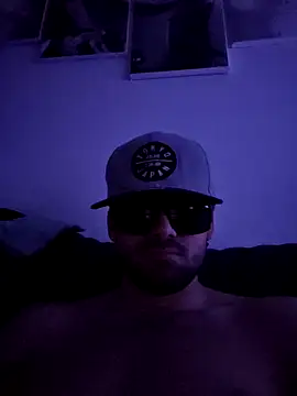 Snapshot of Lucari27 chatting on September 2025 11:48:01 PM Lucari27 online show from September 2025 11:48:01 PM