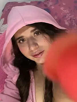 amber colliiins online show from November 2025 12:22:01 AM