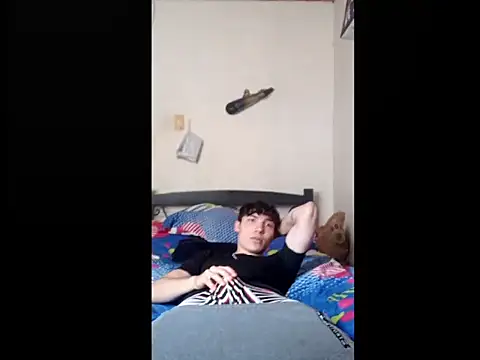 Snapshot of knielBgm chatting on October 2025 03:46:01 PM knielBgm online show from October 2025 03:46:01 PM