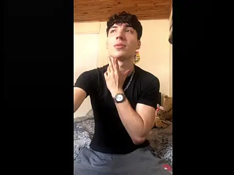 Snapshot of knielBgm chatting on September 2025 07:30:01 PM knielBgm online show from September 2025 07:30:01 PM