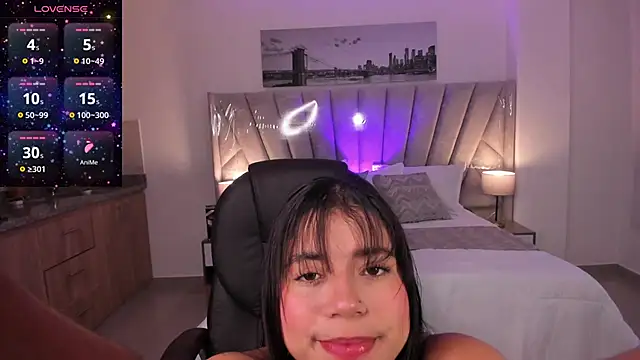 issi loren online show from April 2026 11:58:01 AM