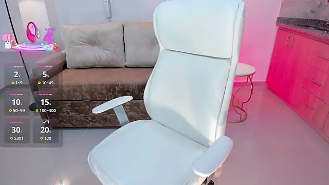 issi loren online show from October 2025 03:24:01 PM