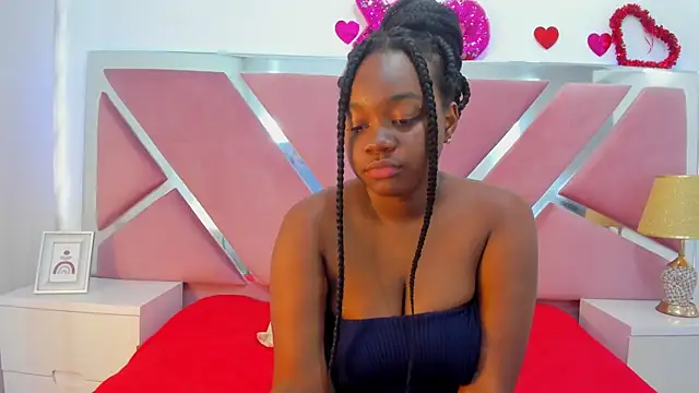 SulyClarck online show from October 2025 07:35:01 PM