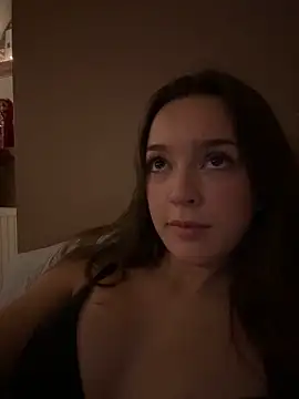 Snapshot of LillieOlive chatting on October 2025 09:38:01 PM LillieOlive online show from October 2025 09:38:01 PM