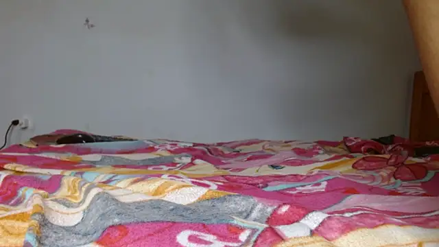 smallkarlakarla online show from October 2025 11:50:01 PM