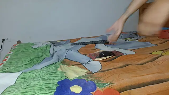 Snapshot of smallkarlakarla chatting on November 2025 04:23:02 PM smallkarlakarla online show from November 2025 04:23:02 PM