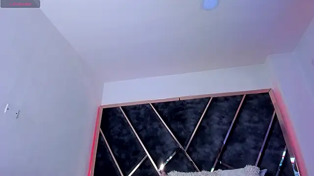 SusanaHenao online show from March 2026 03:38:02 PM