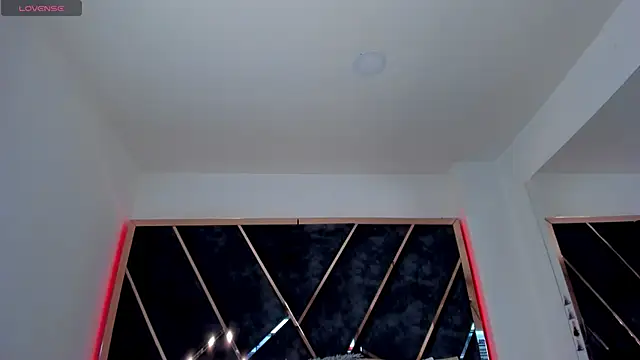 SusanaHenao online show from September 2025 04:01:02 PM