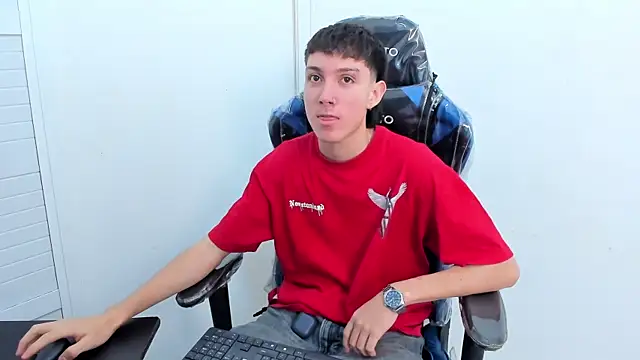 LittleDanny  online show from January 2026 05:50:01 PM