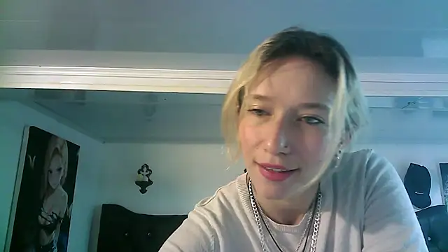 Licethf00x online show from September 2025 12:48:01 PM