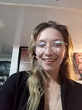 Licethf00x online show from November 2025 12:55:01 AM