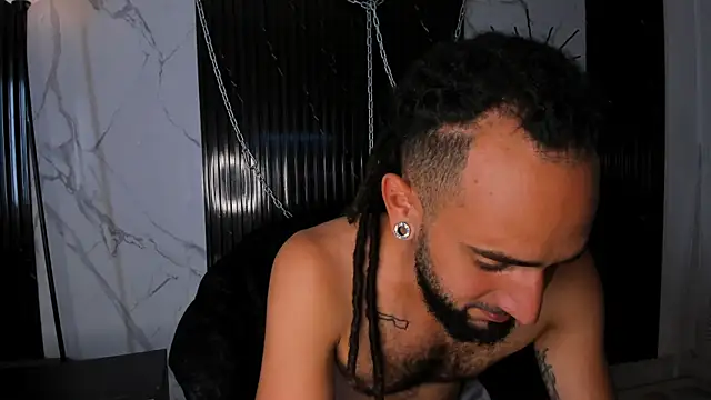 Tatis   online show from February 2026 07:32:02 PM