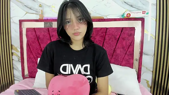 Snapshot of skaylar_95_mylove chatting on November 2025 01:50:01 AM skaylar 95 mylove online show from November 2025 01:50:01 AM