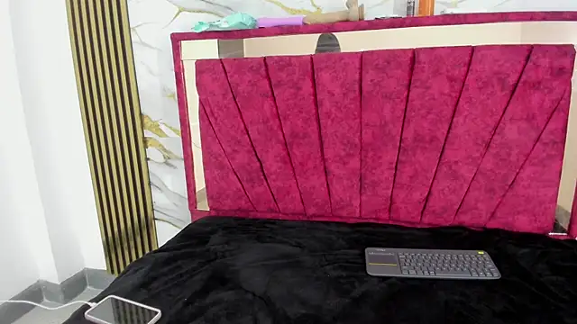 Snapshot of skaylar_95_mylove chatting on November 2025 10:58:01 PM skaylar 95 mylove online show from November 2025 10:58:01 PM