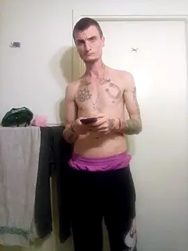 jizzyglizzy92 online show from February 2026 04:44:02 AM