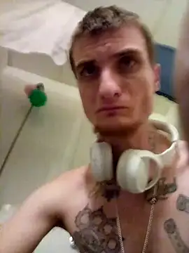 jizzyglizzy92 online show from February 2026 01:22:01 PM