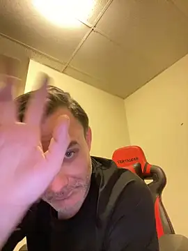 NicPolaris online show from April 2026 03:13:01 AM