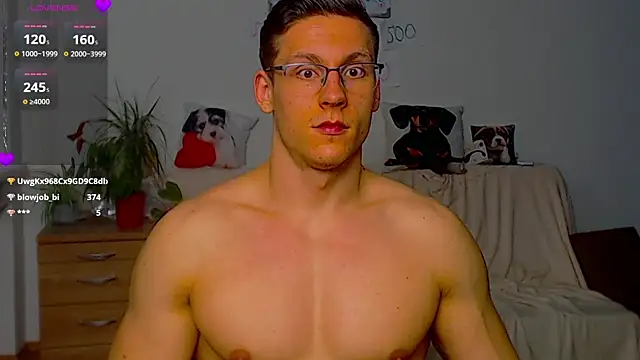 ZeinMiracles online show from April 2026 09:39:33 PM