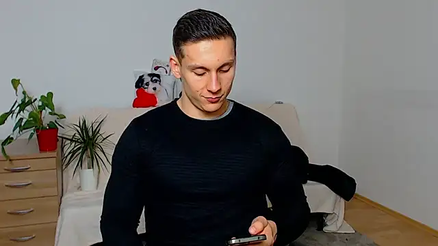 ZeinMiracles online show from November 2025 10:21:02 PM