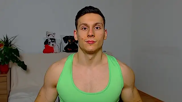 ZeinMiracles online show from November 2025 11:49:01 PM