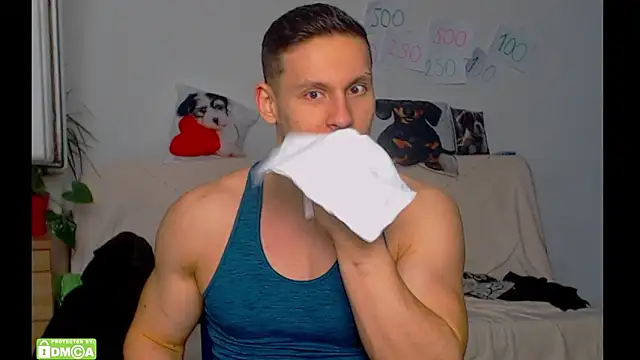 ZeinMiracles online show from February 2026 08:19:01 PM