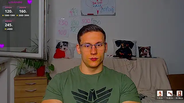 ZeinMiracles online show from April 2026 06:57:01 PM