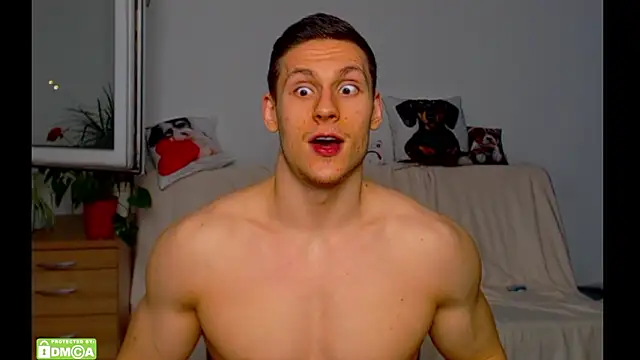 ZeinMiracles online show from March 2026 10:26:02 PM