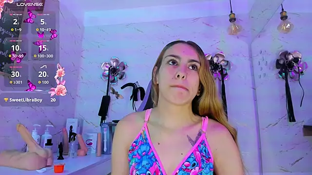 Natasha-Adams online show from April 2026 09:10:01 PM