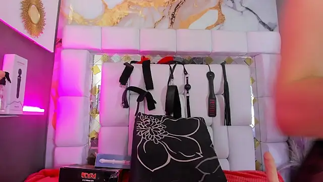 Natasha-Adams online show from March 2026 09:49:02 PM