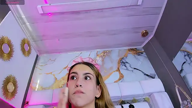 Natasha-Adams online show from March 2026 09:10:01 PM