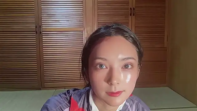Snapshot of ena8888 chatting on October 2025 01:28:02 AM ena8888 online show from October 2025 01:28:02 AM
