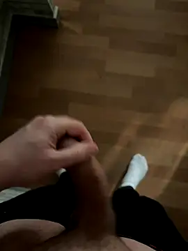 Snapshot of cook907920 chatting on November 2025 02:29:02 PM cook907920 online show from November 2025 02:29:02 PM