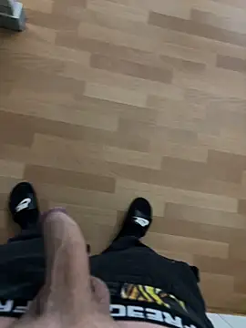 Snapshot of cook907920 chatting on November 2025 02:28:01 PM cook907920 online show from November 2025 02:28:01 PM