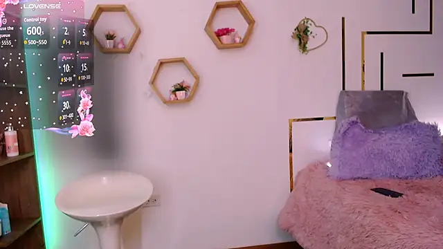 AuroraHans1 online show from March 2026 12:13:01 AM