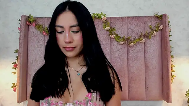 AnyaJay online show from December 2025 10:24:01 PM